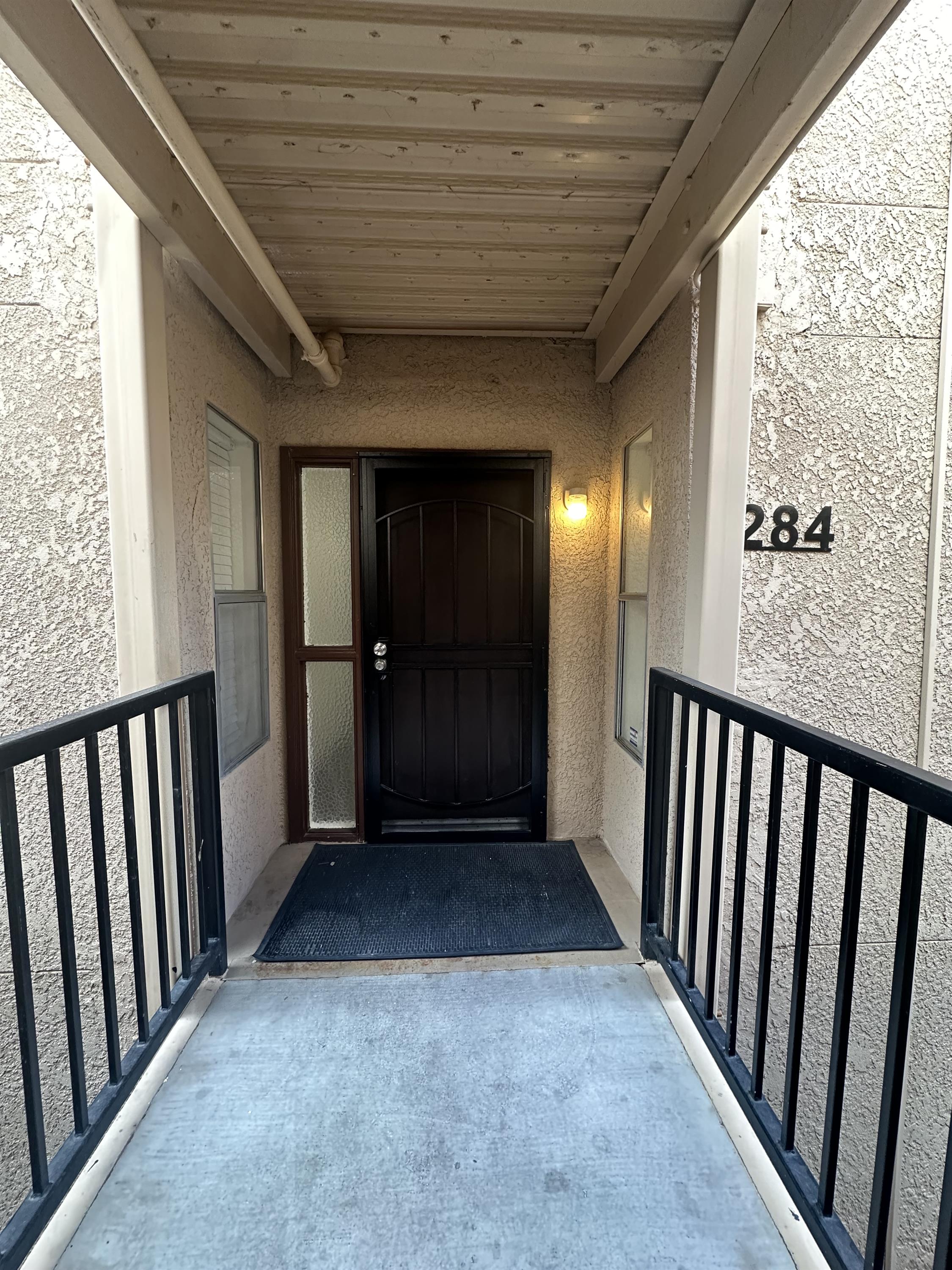 2601 W Broadway Blvd