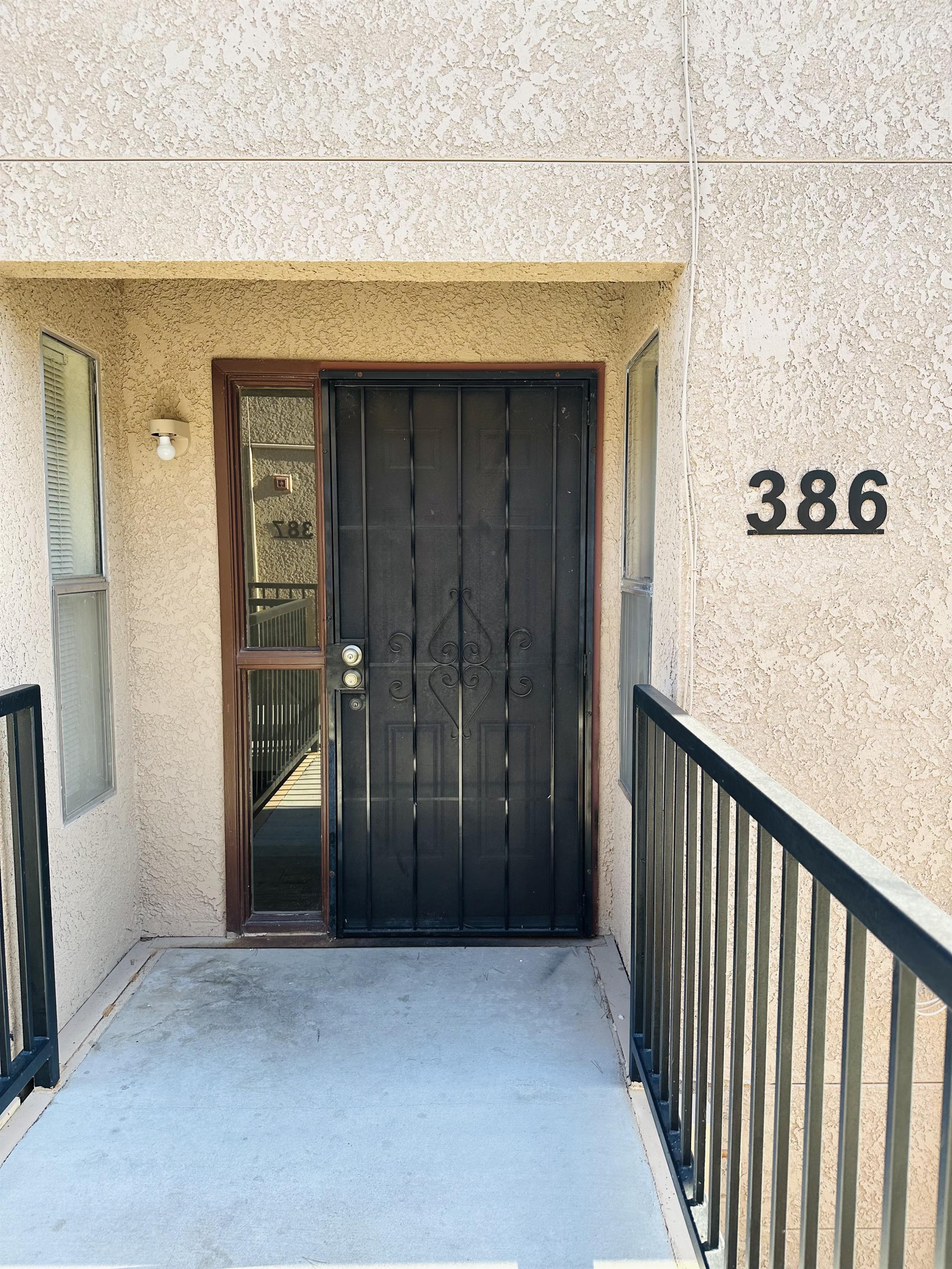 2601 W Broadway Blvd
